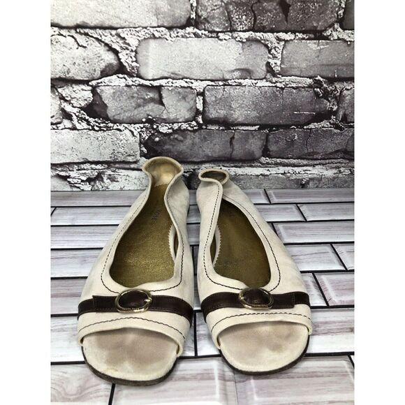 Taryn Rose Ivory Leather Brown Leather Strap Pumps Peep Toe Shoes Women sz 39EU - Picture 4 of 16